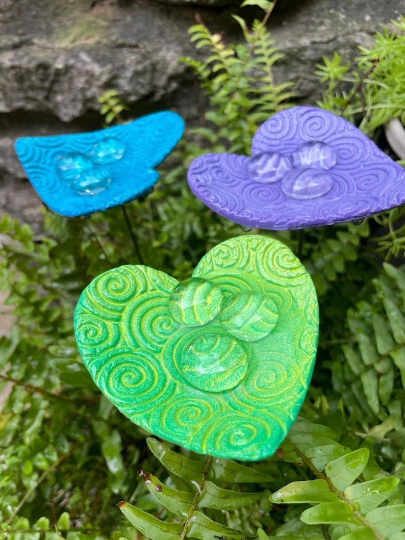 🌸Ceramic Heart Butterfly Bath Garden Stake - Image 3