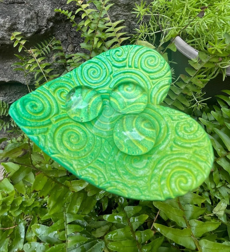 🌸Ceramic Heart Butterfly Bath Garden Stake - Image 8