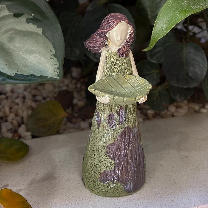 🌱😮Garden Girl Sculpture: Bee & Butterfly Water Feeder - Image 5