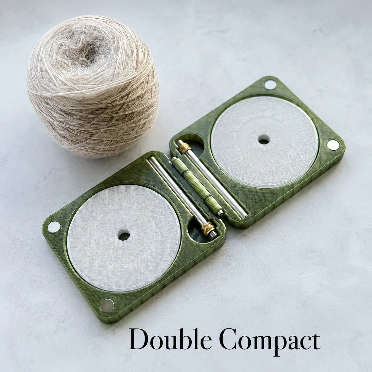 šLast Day 49% OFF - Portable Yarn Holder for Crochet & Knitting - Image 15